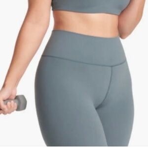 Vuori All the Feels Legging Size M color: Lake